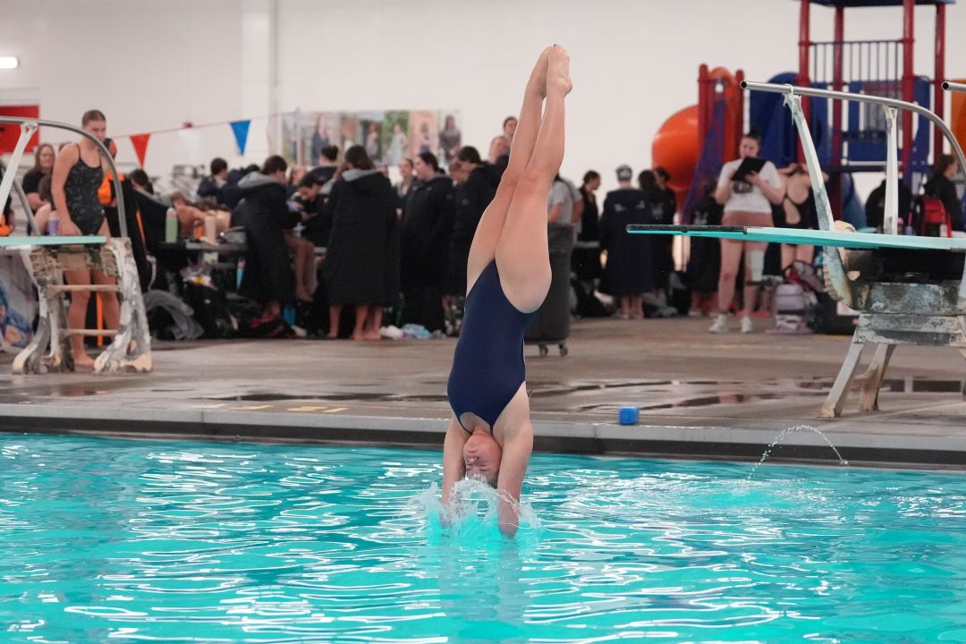 Girls Swim & Dive
