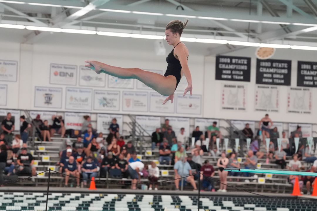 Girls Swim & Dive