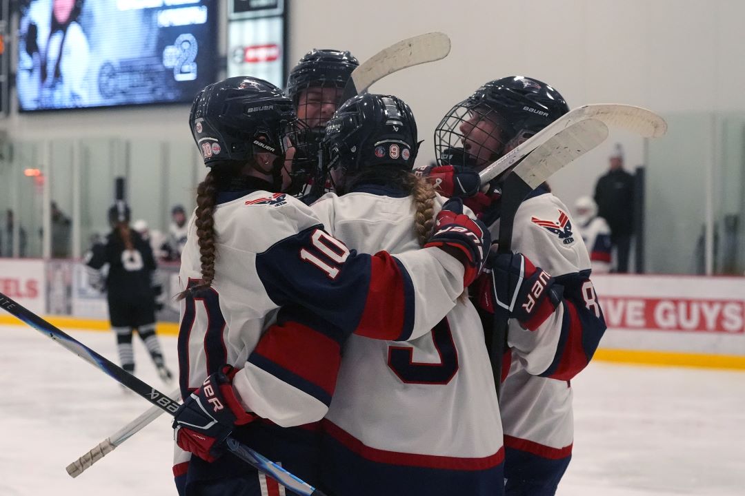 Girls Hockey