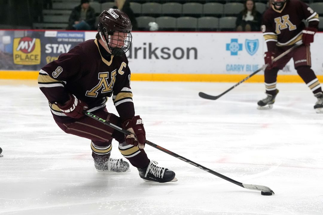 Boys Hockey