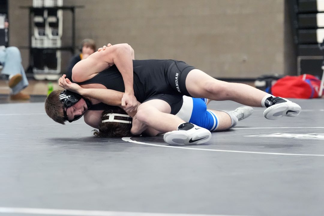 Boys Wrestling