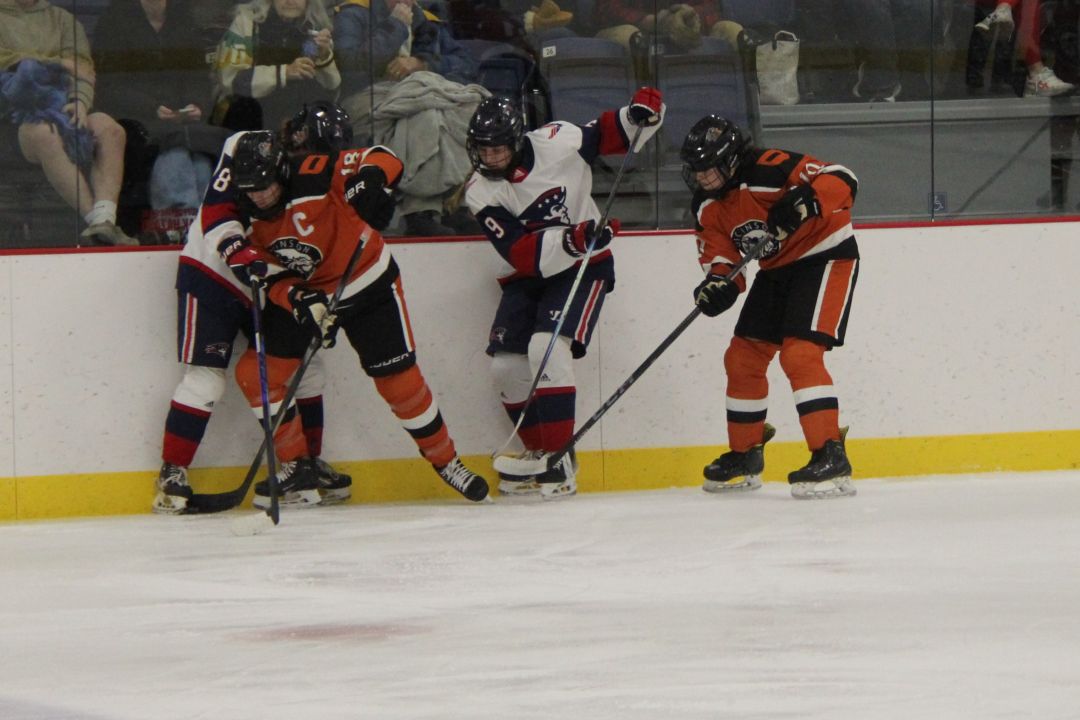 Girls Hockey