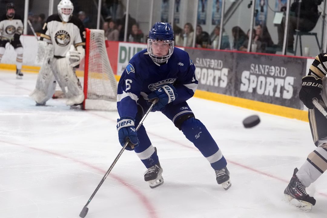 Boys Hockey