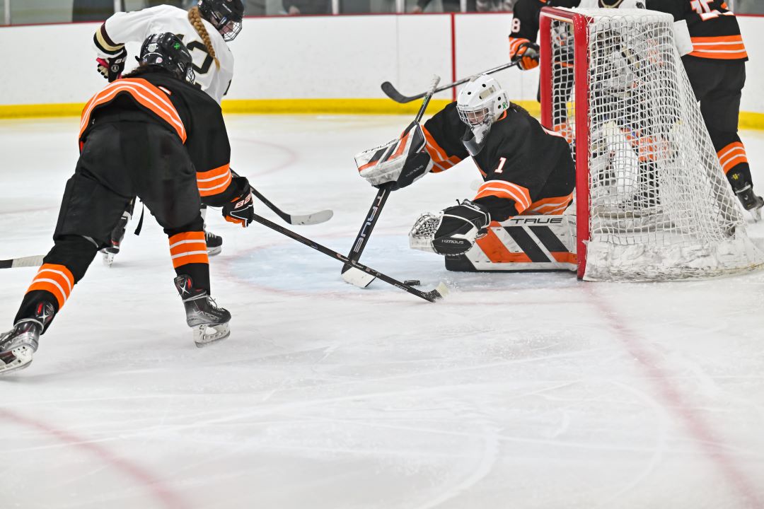 Girls Hockey