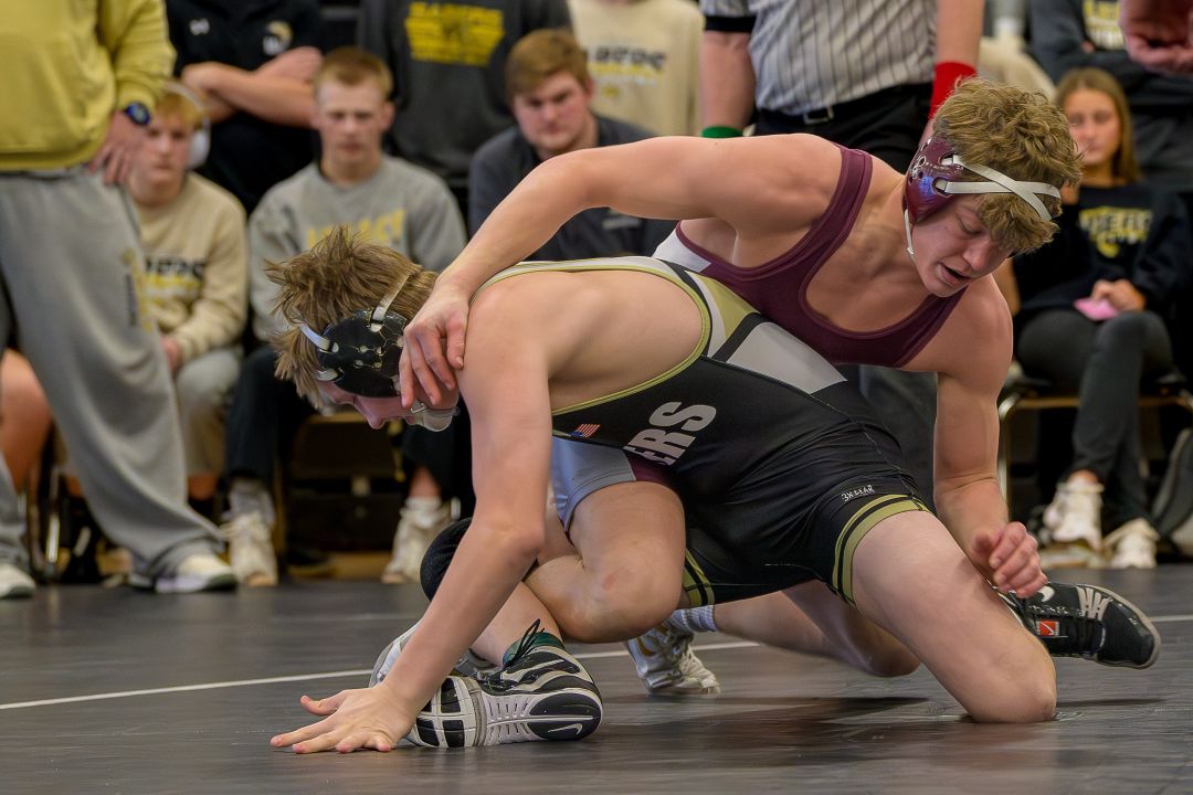 Boys Wrestling