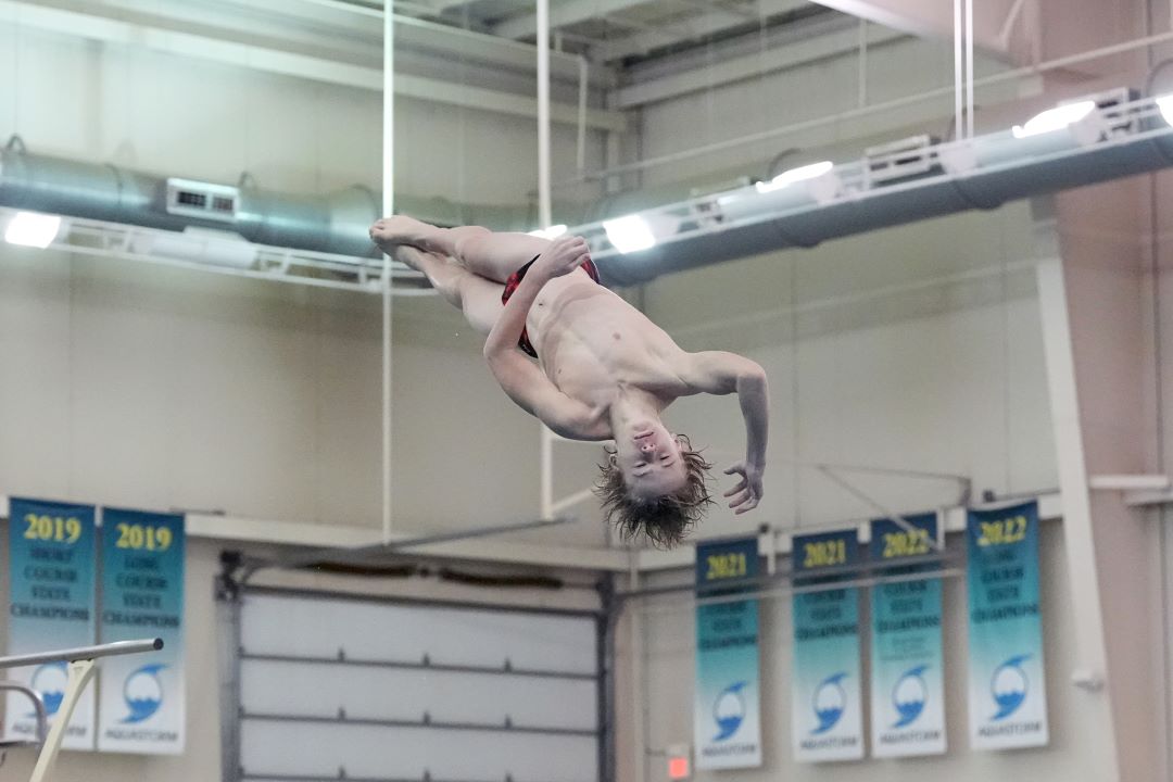 Boys Swim & Dive