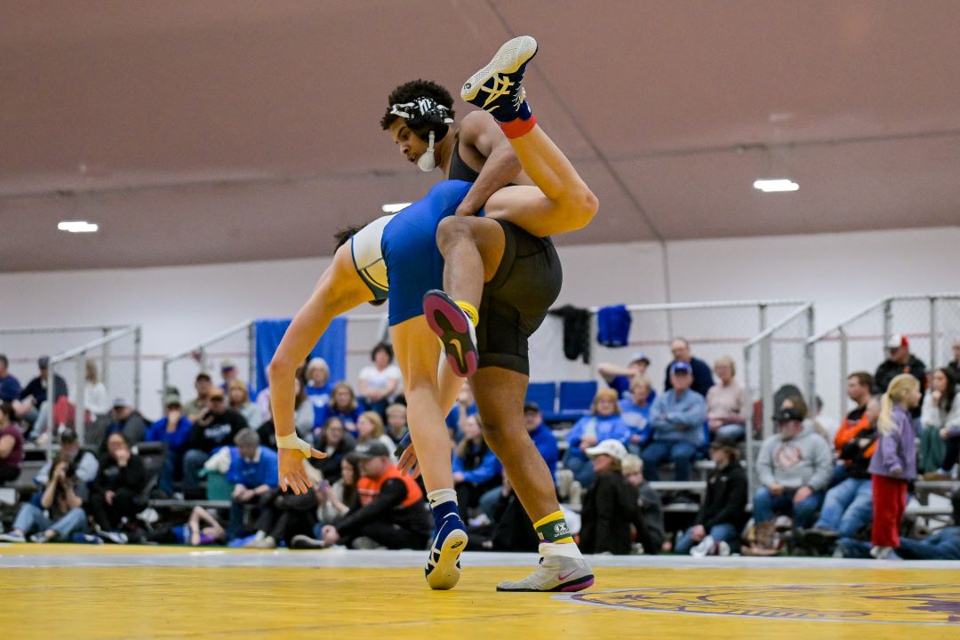 Boys Wrestling