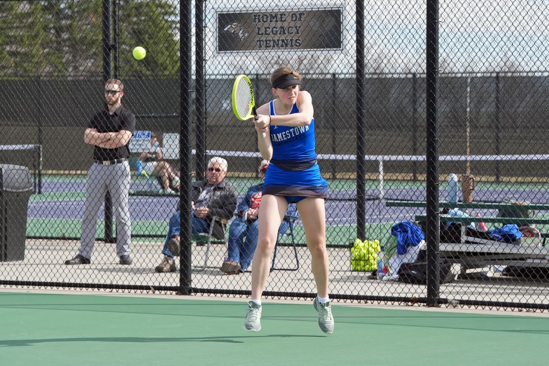 Girls Tennis
