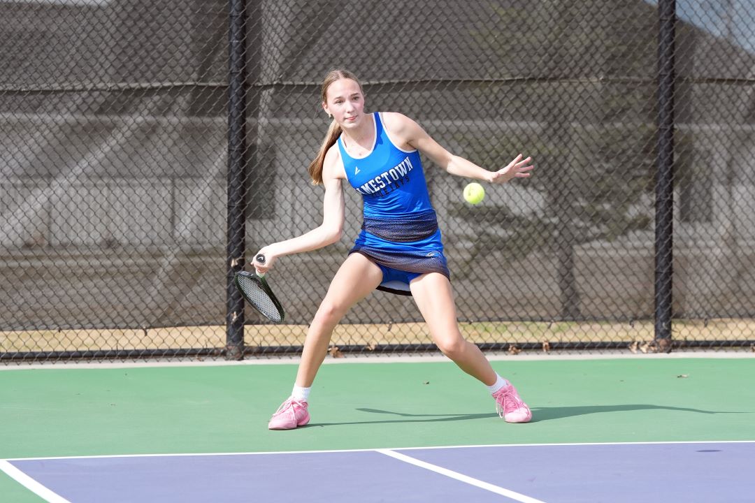 Girls Tennis