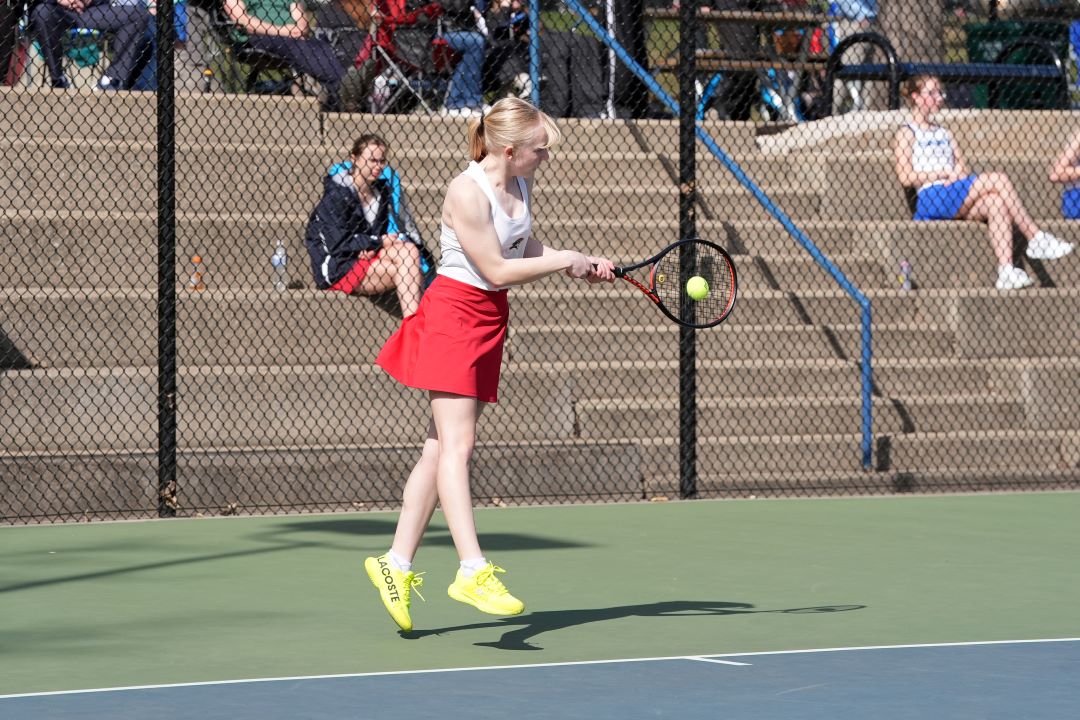 Girls Tennis