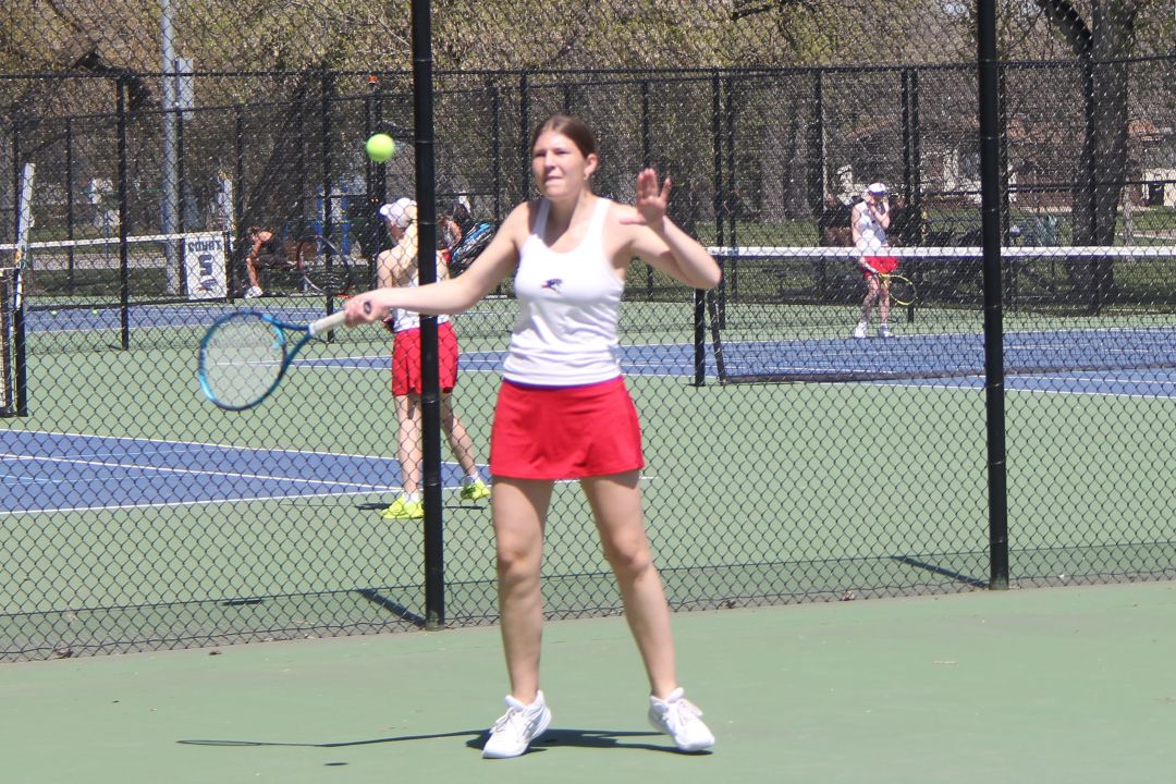 Girls Tennis