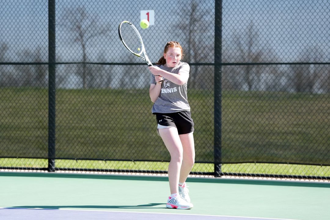 Girls Tennis