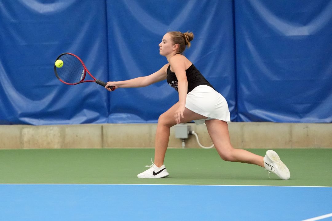 Girls Tennis