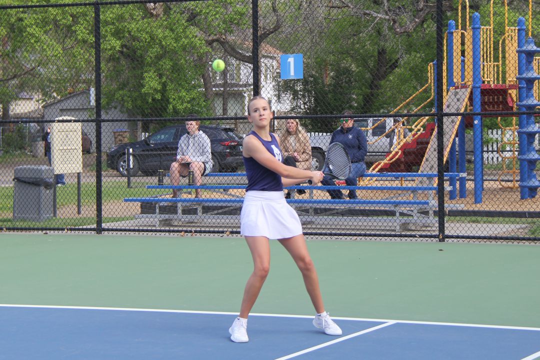 Girls Tennis