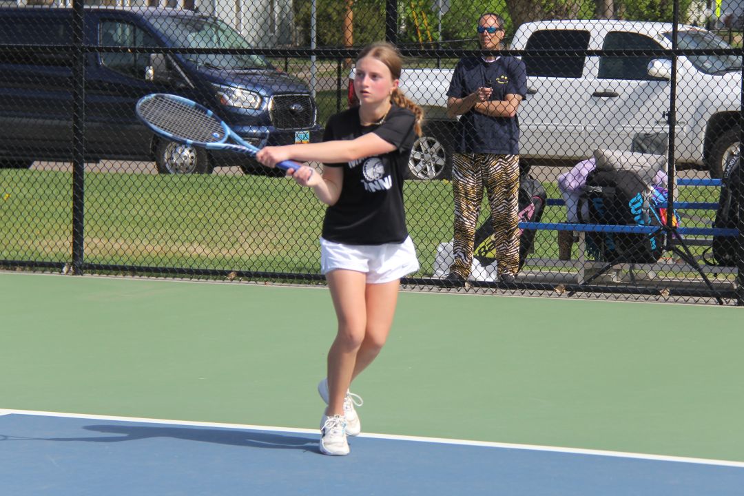 Girls Tennis