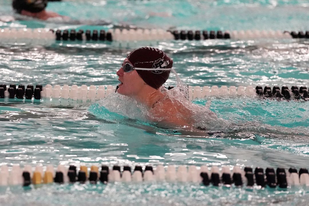 Girls Swim & Dive