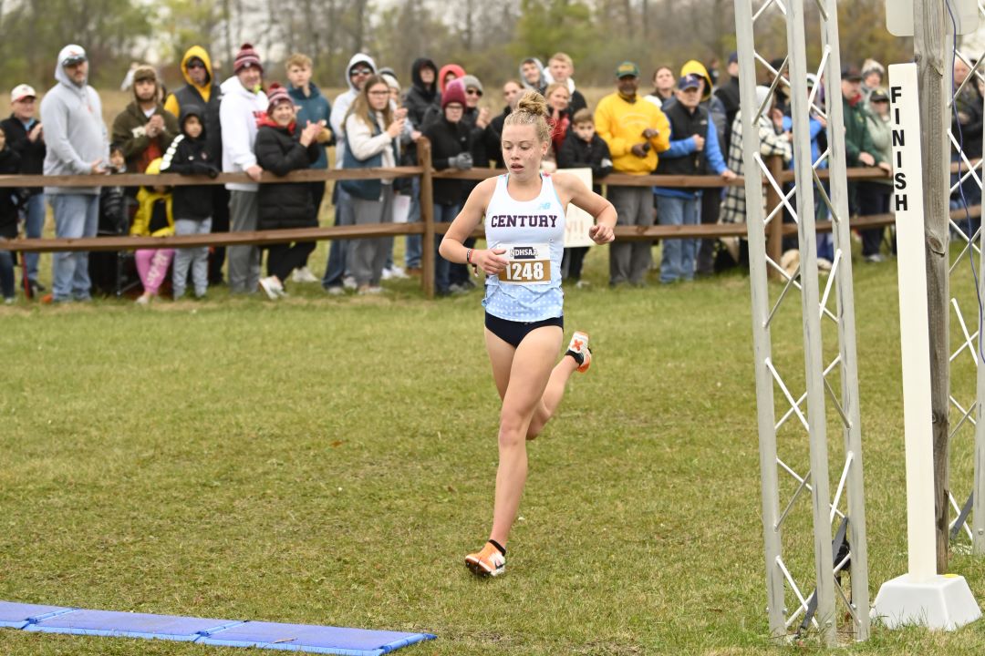 Williston, Century expected to set the pace for WDA teams this girls' CC season