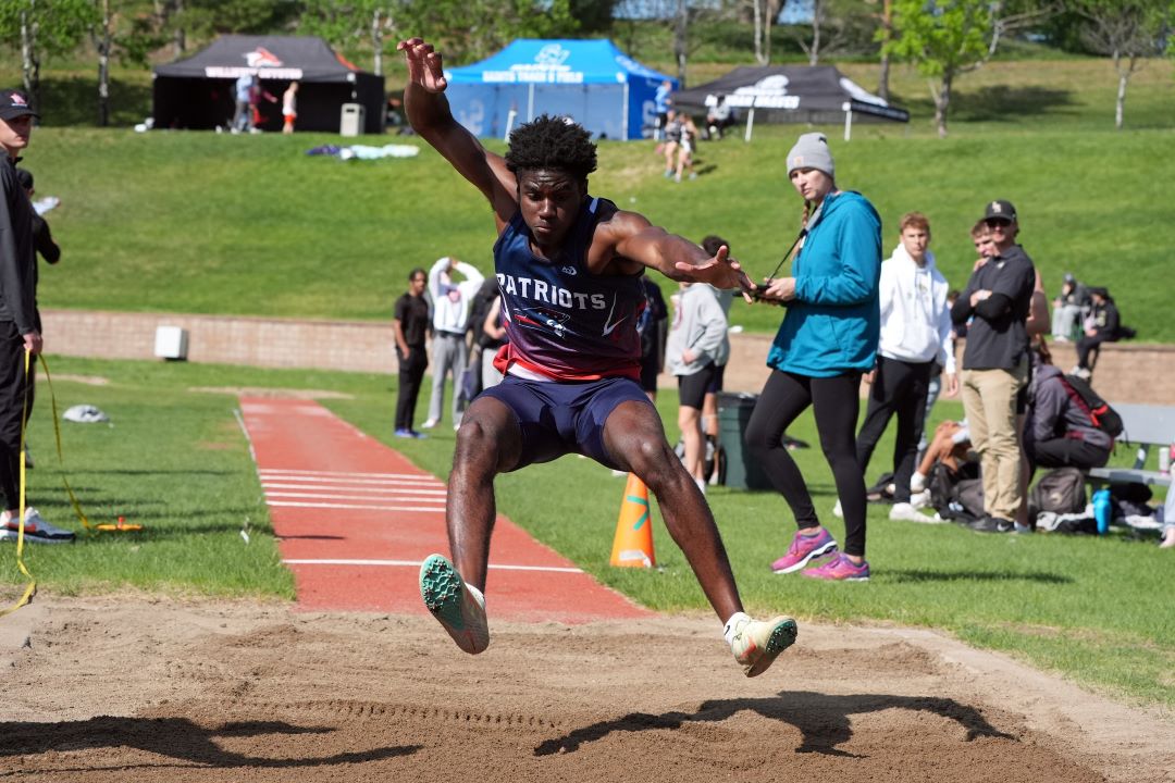 Bismarck Century Logo