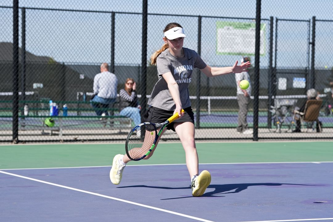 Girls Tennis